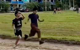 Mới ngã một cái thôi mà đủ để thay đổi cả tâm hồn