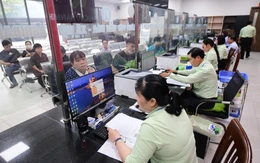 Bộ Nội vụ trả lời việc tiếp nhận người hoạt động không chuyên trách làm công chức