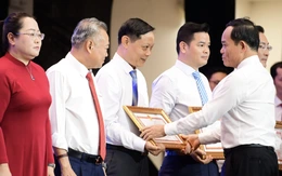 TP.HCM biểu dương, khen thưởng 358 tập thể, cá nhân điển hình học tập và làm theo Bác Hồ