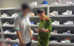 Khởi tố chủ hộ kinh doanh K.W Sneaker bán hơn 1.400 đôi giày, dép giả mạo nhãn hiệu