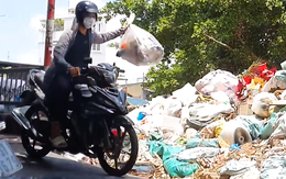 Trút rác xuống dòng kênh: Hành vi khó chấp nhận giữa đô thị lớn