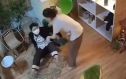 Cô gái ngồi gãy bàn vì nhầm tưởng là ghế