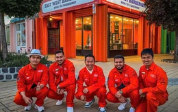 Đông Tây Barbershop: Từ góc phố Việt đến bản đồ nghề nghiệp toàn cầu