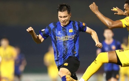 Hoàng Anh Gia Lai tiến dài trên đường trụ hạng V-League