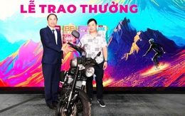 Trao thưởng chương trình 'SONBOSS Tiến tới 20 năm - Sống và Đam mê'