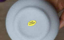 Lễ hội quảng bá gốm sứ Hàn Quốc gây phẫn nộ vì tặng quà 'Made in China'