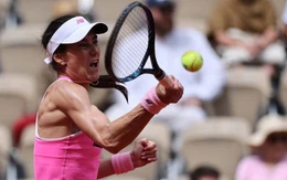Đánh bại đối thủ Trung Quốc, tay vợt 36 tuổi Cirstea tiếp tục làm nên lịch sử ở Roland Garros