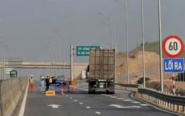 Tạm đóng nhiều đoạn trên cao tốc Vũng Áng - Cam Lộ để lắp đặt hệ thống giám sát và thu phí