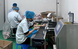 Khởi tố giám đốc sản xuất 'dung dịch vệ sinh phụ nữ trầu không bạc hà' giả