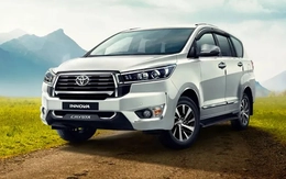 Khi Innova bị 'khai tử': Innova Cross bán gấp đôi, mở đường cho hybrid giá rẻ