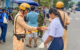Tuyển sinh lớp 10