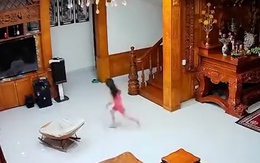 Khi bạn sợ ma nhưng lại bị bắt đi tắt đèn