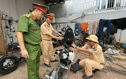 Xe điện cũ mua 500 ngàn đồng được thiếu niên độ chế lại chạy 100km/h