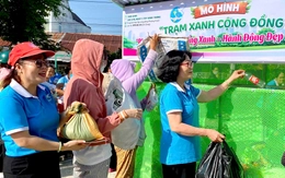 'Trạm xanh cộng đồng' của chị em phụ nữ, đổi rác lấy quà