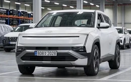 Hyundai Santa Fe mới dễ sửa phần đuôi gây tranh cãi, màn mới, ghế mới cao cấp hơn