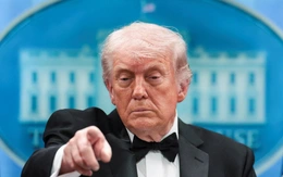 Ông Trump: Sẽ đánh lớn, đánh mạnh Iran đêm nay