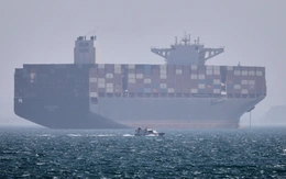 Iran tuyên bố đóng eo biển Hormuz