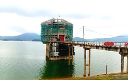 Dự án nâng cấp, sửa chữa hồ Kẻ Gỗ khó về đích đúng hạn do ảnh hưởng bởi thời tiết