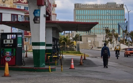 Mỹ trừng phạt công ty dầu khí nhà nước Cuba, Havana lập tức lên tiếng