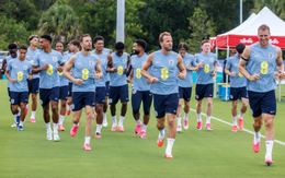 Tuyển Anh bị trộm sạch giày và thiết bị trước ngày ra quân World Cup