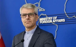 Iran muốn thu 'một số' phí dịch vụ qua eo biển Hormuz?