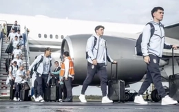 Uruguay vất vả trước trận ra quân World Cup vì FIFA quên thủ tục bay