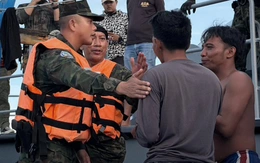 Thái Lan cứu 4 ngư dân Indonesia trôi trên biển 9 ngày, khâu bao tải làm cánh buồm