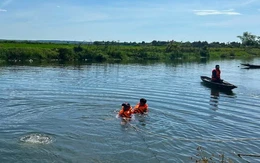 Hai mẹ con ở Huế tử vong dưới kênh nước