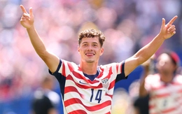 Tuyển Mỹ đi vào lịch sử World Cup với kỷ lục 'khó đỡ'