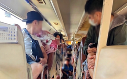 Nhồi nhét khách nằm tràn ra lối đi, tài xế và doanh nghiệp bị phạt 37,5 triệu đồng