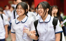 Trường phổ thông Năng khiếu công bố đề thi lớp 10