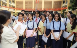 Tuyển sinh lớp 10