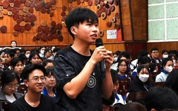 Giới trẻ học cách tự bảo vệ trước làn sóng siêu tin giả
