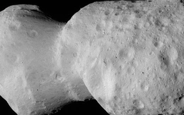 NASA phát hiện điều bất thường trên tiểu hành tinh lắc lư như con quay