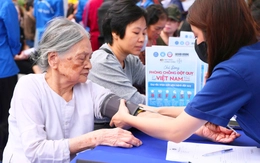 Chính phủ mở rộng khám sức khỏe miễn phí cho người cao tuổi từ năm 2026