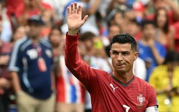 Ronaldo: 'Tôi không quan tâm đến thành tích của Messi'