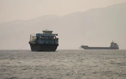 Oman công bố hành lang tạm thời cho tàu thuyền đi qua eo biển Hormuz
