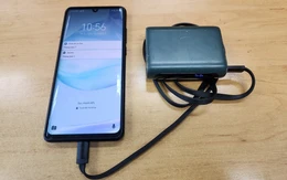 Từ ngày 1-7, hành khách phải bỏ sạc dự phòng khỏi hành lý xách tay, không được sạc trên máy bay