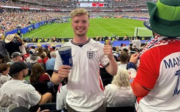 Dốc tiền mua nhà để đi World Cup: 'Kệ, nghèo mà có kỷ niệm?'