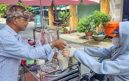 Tiếng rao thân thương giữa phố