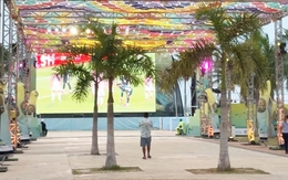 Fan zone World Cup vắng như chùa Bà Đanh vì cạnh đầm cá sấu