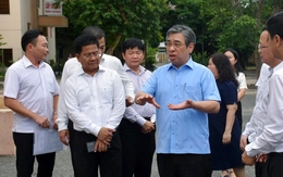 Phó bí thư Nguyễn Phước Lộc: Làm đề án nâng cấp Trung tâm Y tế khu vực Phú Mỹ thành bệnh viện quy mô