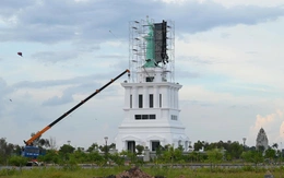 Chủ đầu tư đã bắt đầu tháo dỡ tượng 'nữ thần khai phóng'