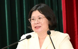 Thành ủy TP.HCM trao quyết định cán bộ