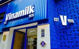 Cổ phiếu Vinamilk bất ngờ bị bán mạnh, rơi về đáy 7 tháng