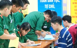 72 thí sinh đầu tiên trúng tuyển vào các trường quân đội