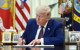 Ông Trump ký sắc lệnh giúp dễ dàng sa thải 8.000 công chức liên bang