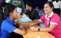 Người dân Cát Lái vui mừng khi phường có điểm hỗ trợ dịch vụ công trực tuyến