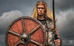 Haaland cùng tuyển Na Uy hóa chiến binh Viking, gây sốt trước World Cup 2026