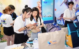 Khám phá cách quét QR thanh toán ở nước ngoài cùng Visa